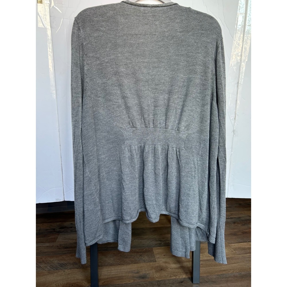 Cato Cardigan Women 18/20W Grey Excellent Open Front Empire Waist Rayon Knit - Picture 7 of 8